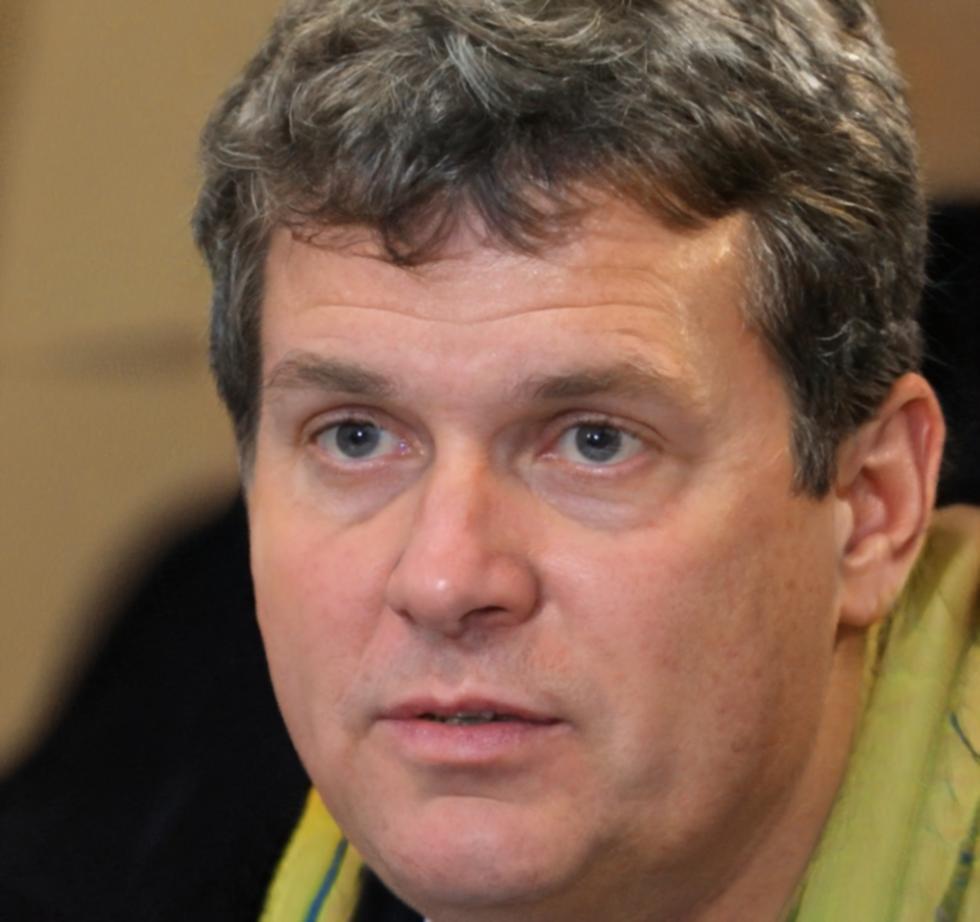 Dr. Marcus Weber - Portfoliomanagement Experte